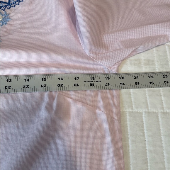 J. McLaughlin Embroidered V-Neck Tunic Lightweight Check Pink Blue Sz M Preppy - Picture 8 of 15